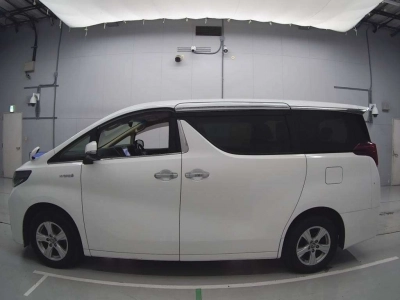 TOYOTA ALPHARD HYBRID