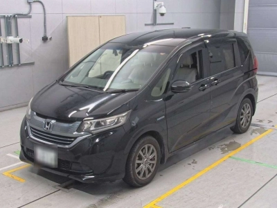 HONDA FREED HYBRID
