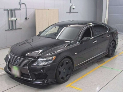 LEXUS LS