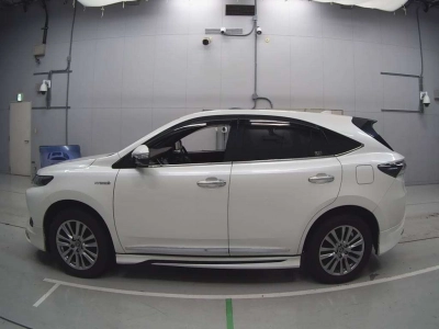 TOYOTA HARRIER HYBRID