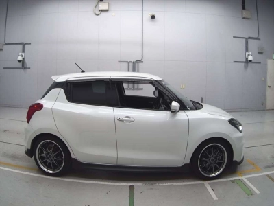 SUZUKI SWIFT SPORTS