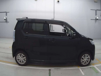 SUZUKI WAGON R STINGRAY