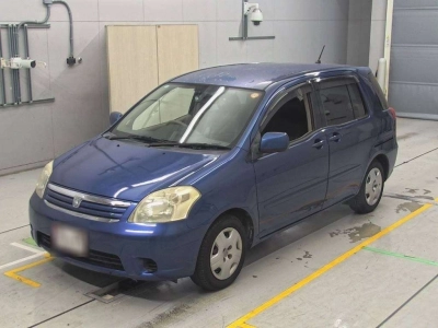 TOYOTA RAUM
