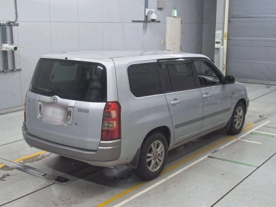 TOYOTA SUCCEED VAN