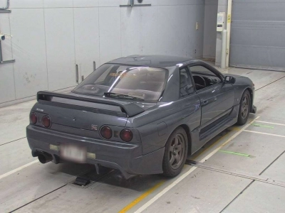 NISSAN SKYLINE
