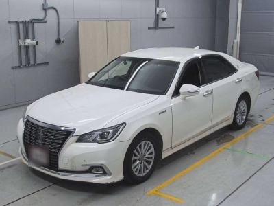 TOYOTA CROWN HYBRID