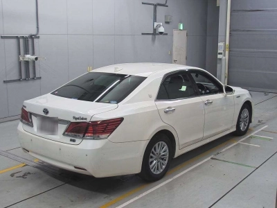 TOYOTA CROWN HYBRID