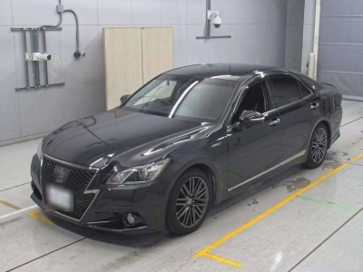 TOYOTA CROWN HYBRID