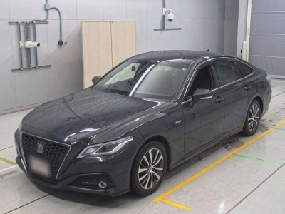 TOYOTA CROWN HYBRID