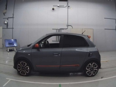 RENAULT TWINGO