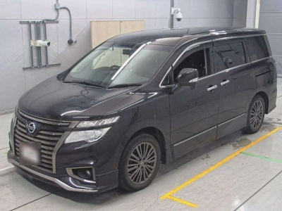 NISSAN ELGRAND