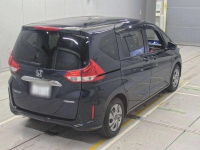 HONDA FREED HYBRID
