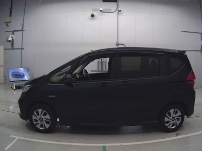 HONDA FREED HYBRID
