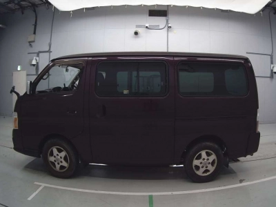 NISSAN CARAVAN