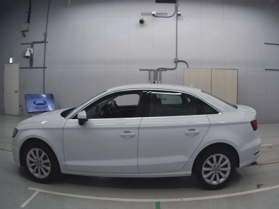 AUDI A3 SEDAN