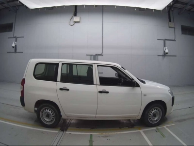 TOYOTA SUCCEED WAGON