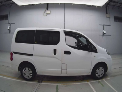 NISSAN NV200 VANETTE VAN