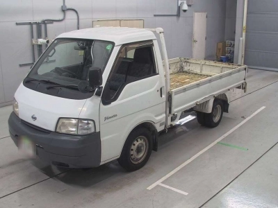 NISSAN VANETTE TRUCK