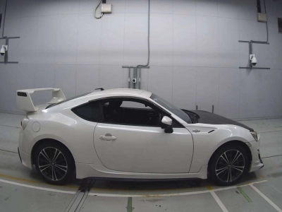 TOYOTA 86