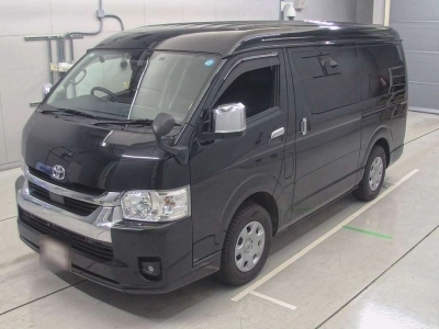 TOYOTA HIACE WAGON