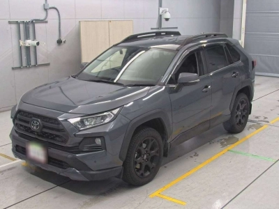 TOYOTA RAV4