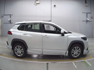 TOYOTA COROLLA CROSS