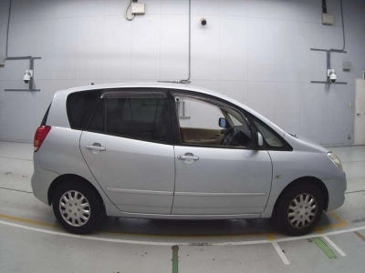 TOYOTA COROLLA SPACIO