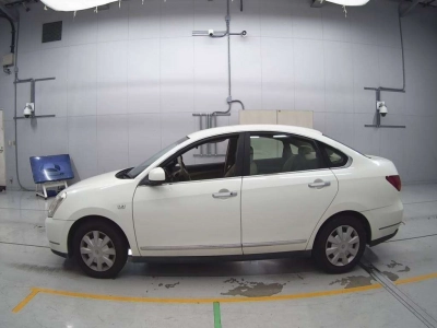 NISSAN BLUEBIRD SYLPHY