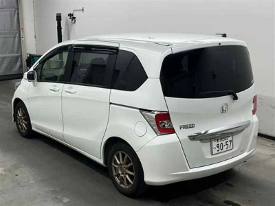 HONDA FREED