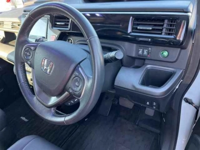 HONDA STEPWGN SPADA