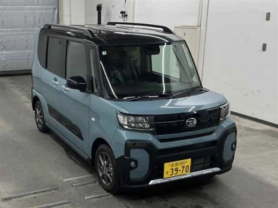 DAIHATSU TANTO FUN CROSS