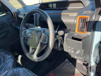 DAIHATSU TANTO FUN CROSS