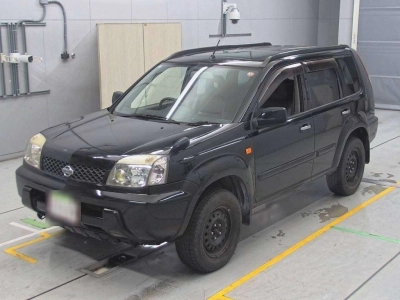 NISSAN X-TRAIL