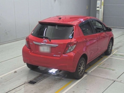 TOYOTA VITZ