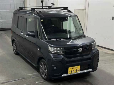 DAIHATSU TANTO FUN CROSS