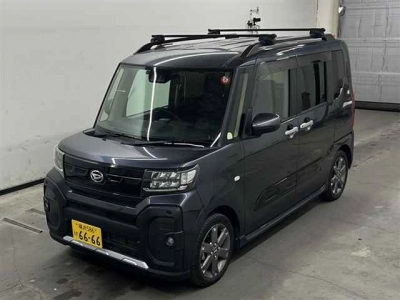 DAIHATSU TANTO FUN CROSS