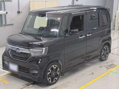 HONDA N BOX CUSTOM