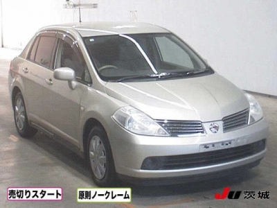 NISSAN TIIDA LATIO