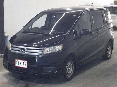 HONDA FREED SPIKE