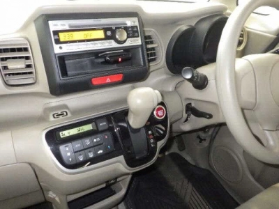 HONDA N BOX +