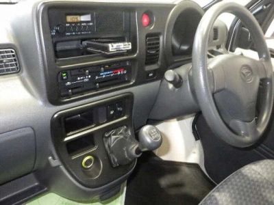 DAIHATSU HIJET VAN