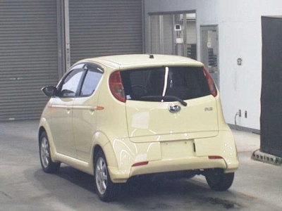 SUBARU R2
