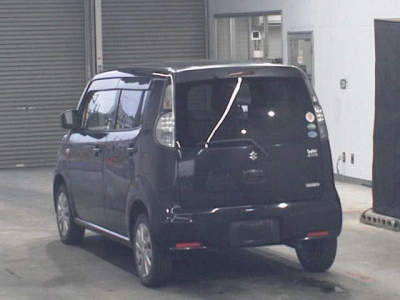 SUZUKI MRWAGON