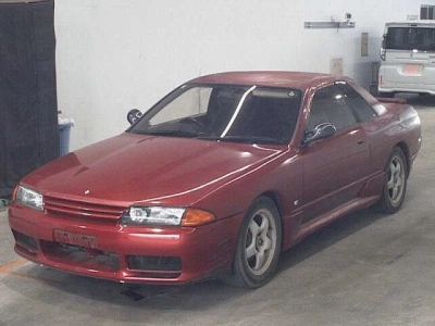 NISSAN SKYLINE