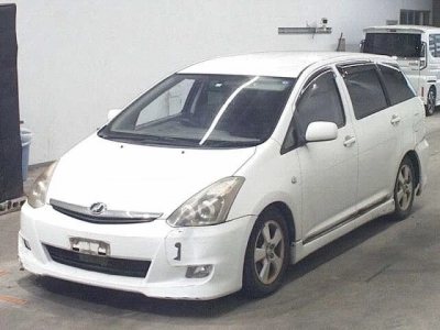 TOYOTA WISH