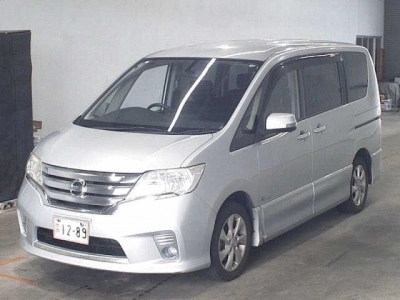 NISSAN SERENA