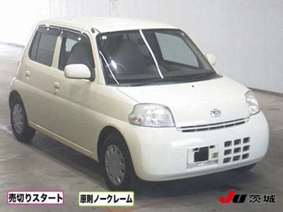 DAIHATSU ESSE