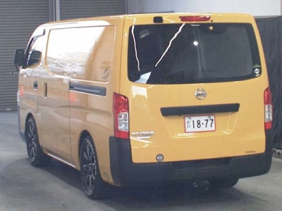 NISSAN NV350 CARAVAN