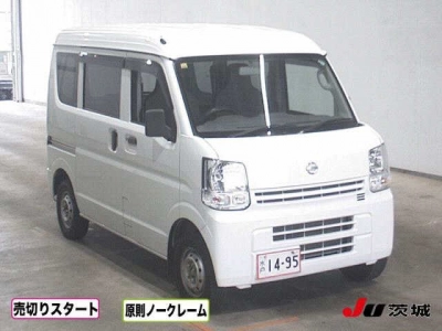 NISSAN NV100 CLIPPER