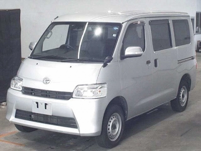 TOYOTA TOWN ACE VAN